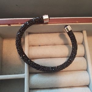 Swarovski crsytaldust cuff